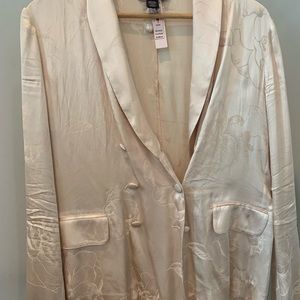 Victoria’s Secret sleeping top.